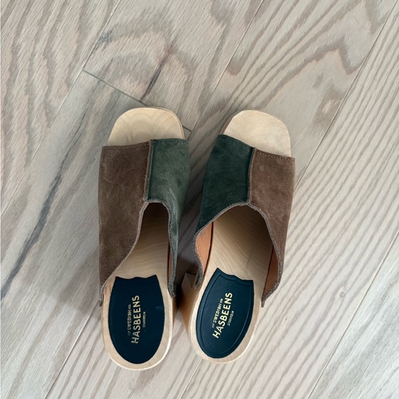 Swedish Hasbeens Suede Mules in Brown and Olive - Picture 4 of 5